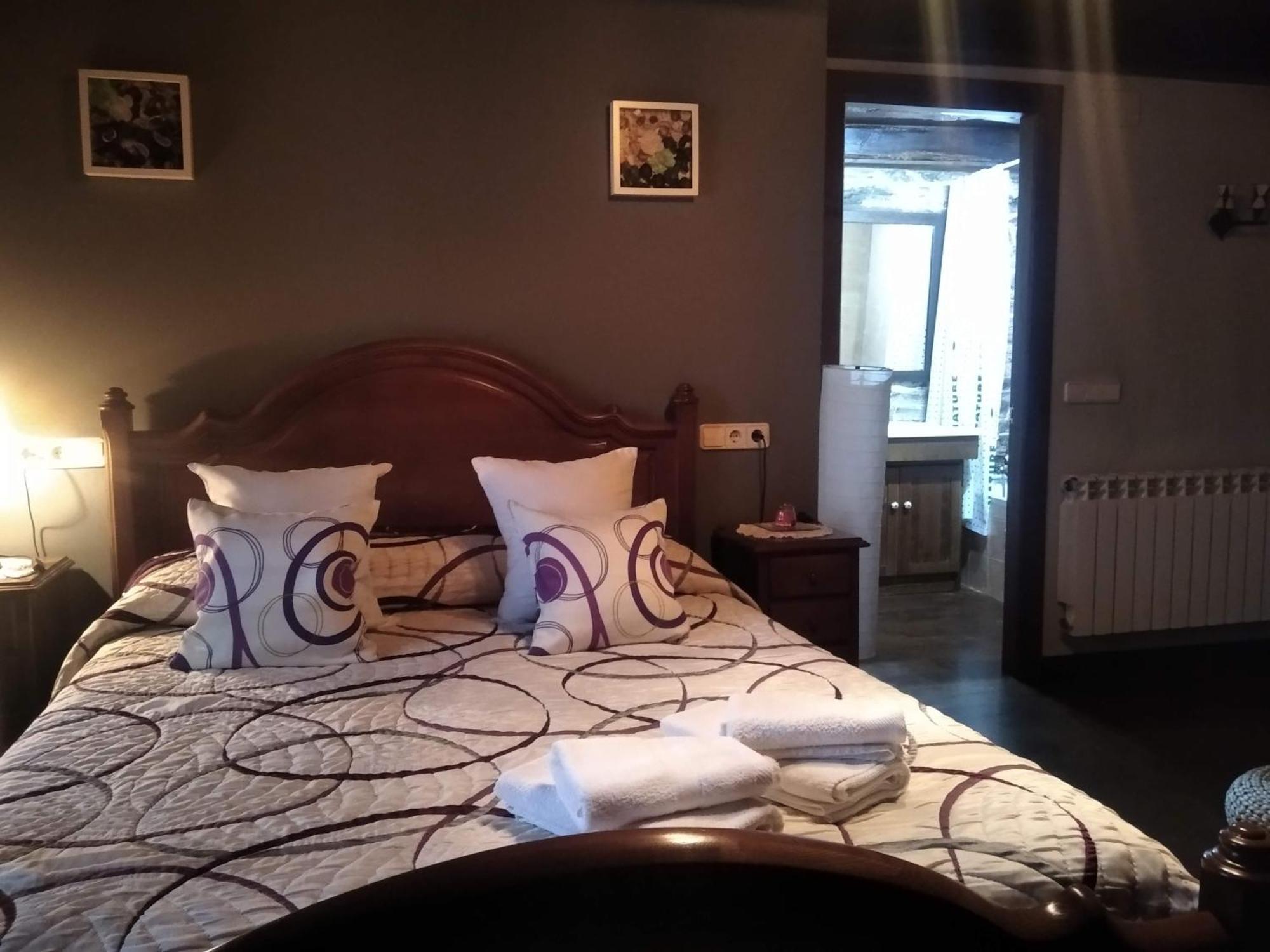 Apartamento La Corrada サンタ・エウラリア・デ・オスコス エクステリア 写真